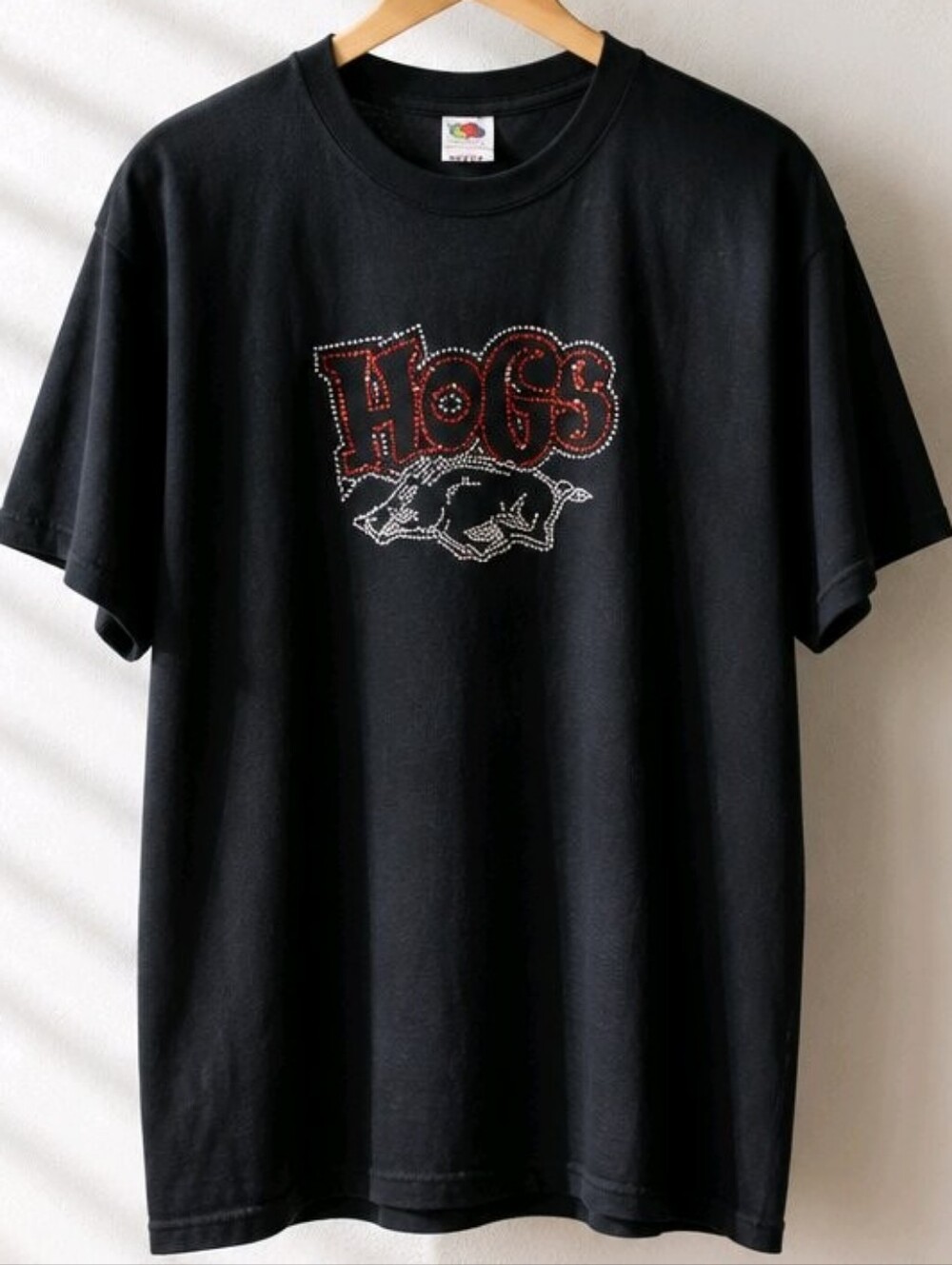 Fruit of the Loom XL Black Tee & Red W/ Silver Rhinestone Arkansas Hogs Graphic